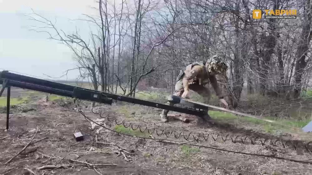 Военнослужащие группировки войск "Днепр" поразили гаубицу иностранного производства