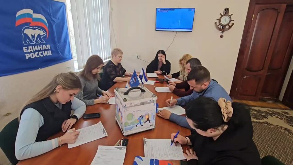 "Единая Россия" и жители Скадовска создают комфортную набережную