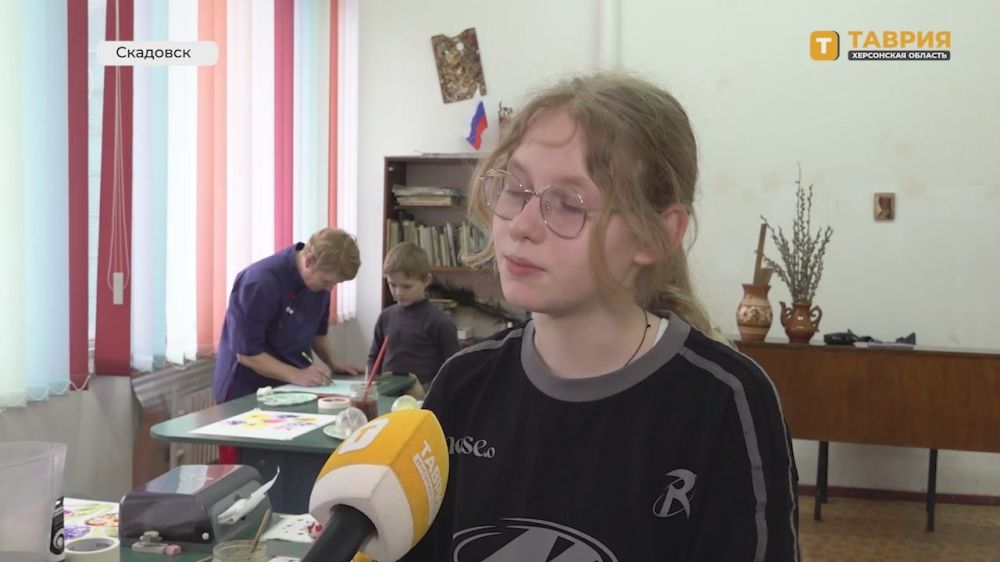 В Скадовском центре культуры и досуга работают студия музыкальных духовых инструментов и художественный кружок "Страна чудес"