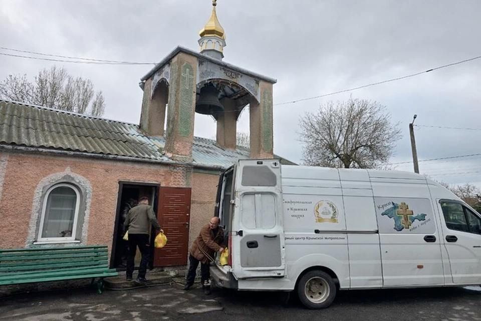 В Скадовск доставили гуманитарную помощь из Крыма и Севастополя