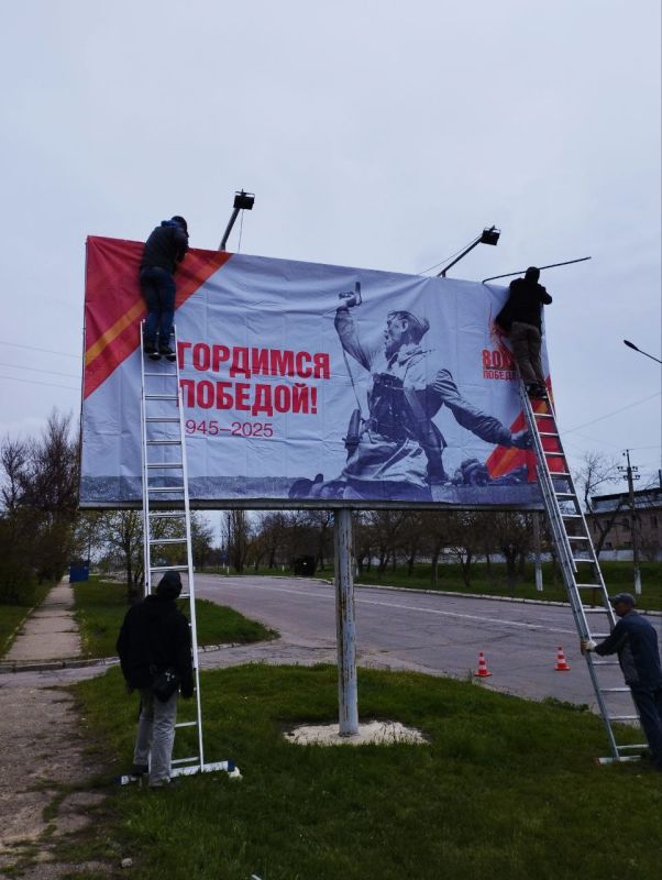 Каховские коммунальщики продолжают свою важную работу, несмотря на сложные условия прифронтовой зоны