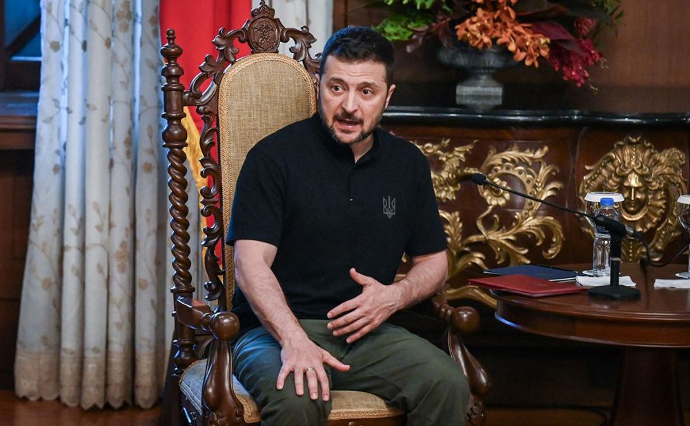 Зеленский отказался проводить выборы на Украине