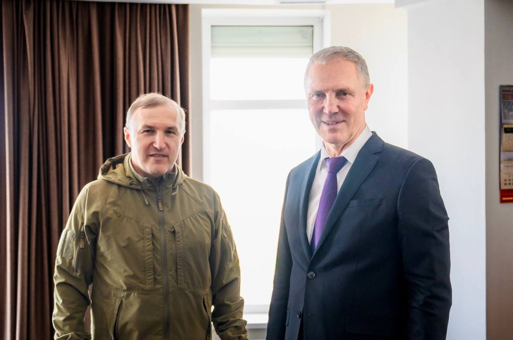 Владимир Сальдо: Провел встречу с Главой Республики Адыгея Муратом Каральбиевичем Кумпиловым