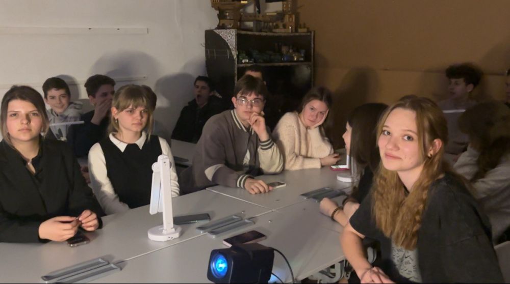 "Творческие мастерские: от ракеты до космонавта": в Голопристанском округе прошло мероприятие ко Дню космонавтики