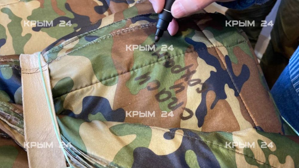 В ялтинском посёлке Гаспра волонтёры шьют антидроновые одеяла для бойцов СВО