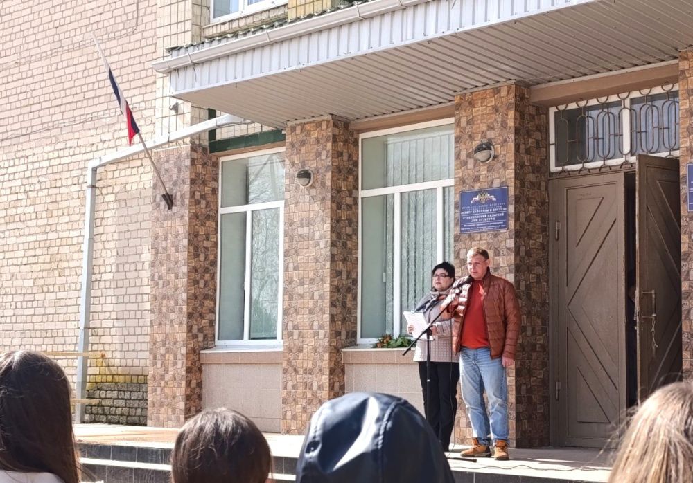 Митинг, посвященный Дню освобождения Арабатской стрелки и Чонгарского полуострова от нацистской оккупации, состоялся в Стрелковом