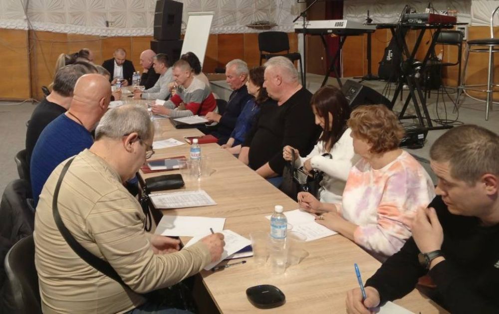 Павел Филипчук: Провел совещание с руководством коммунальных предприятий округа