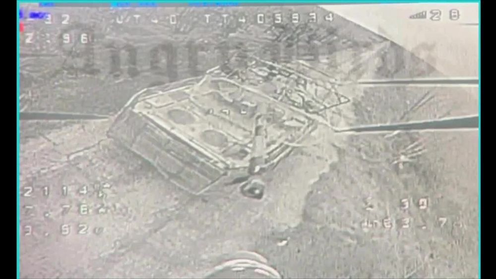 Херсонское направление.. Погода внесла коррективы в работу операторов БПЛА ВС РФ и сейчас наши бойцы занимаются изготовлением сбросов