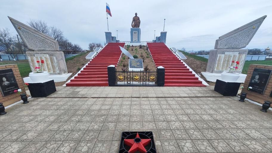 В Алешкинском округе восстановят 18 памятных мест, посвященных Отечественной войне
