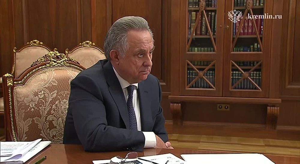 Президент России Владимир Путин заявил, что в России могут решать жилищный вопрос так, как не решали его при царе и СССР