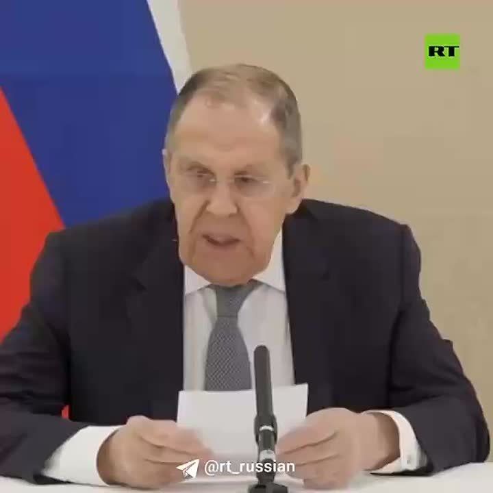 По словам Лаврова, киевский режим на законодательном уровне уничтожает всё, что связано с Россией и русской культурой