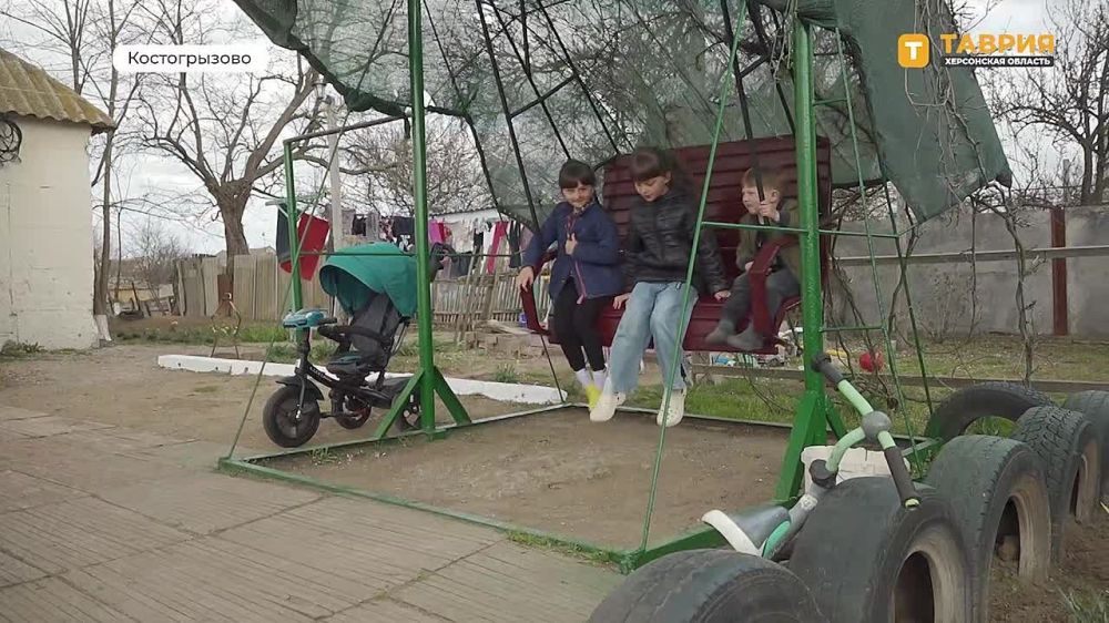 Журналисты "Таврии" узнали о традициях и воспитании в одной из многодетных семей Каховского округа