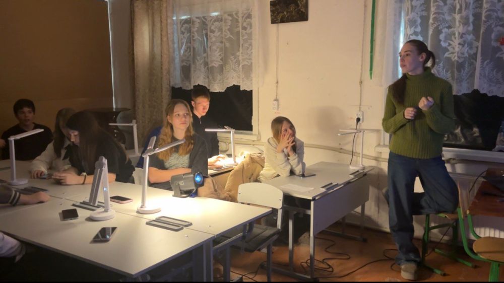 "Творческие мастерские: от ракеты до космонавта": в Голопристанском округе прошло мероприятие ко Дню космонавтики