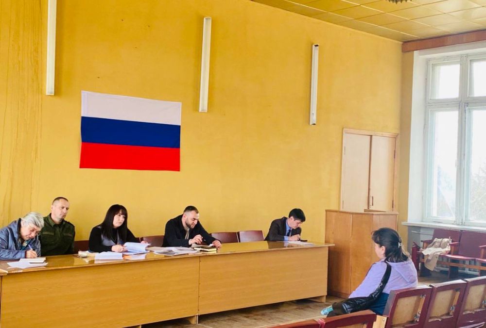 В Каланчакском округе состоялось заседание комиссии по делам несовершеннолетних и защите их прав