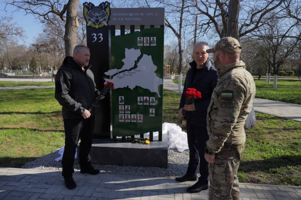 В Херсонской области состоялась церемония открытия мемориала погибшим бойцам добровольческого отряда им. Маргелова