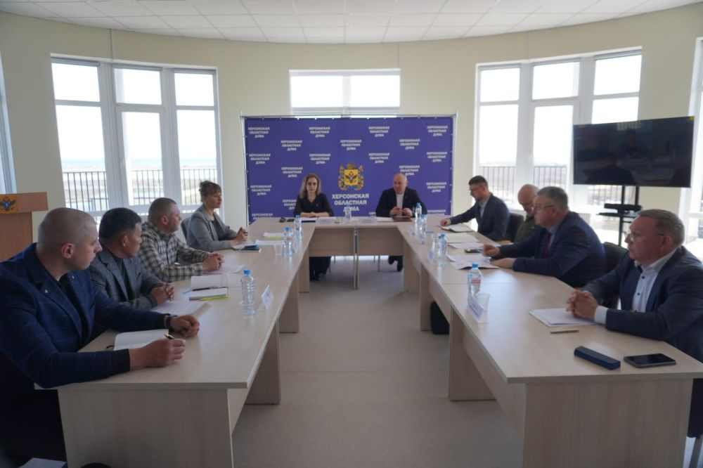 В Херсонской областной Думе прошел круглый стол, посвященный вопросам развития агропромышленного комплекса региона
