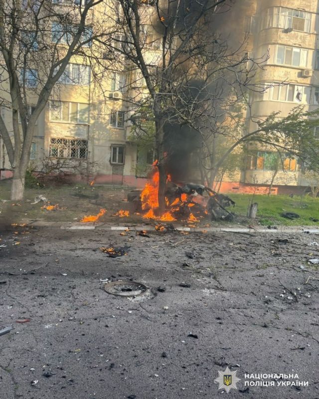 А на том берегу.... Херсон, последствия удара по Центральному району