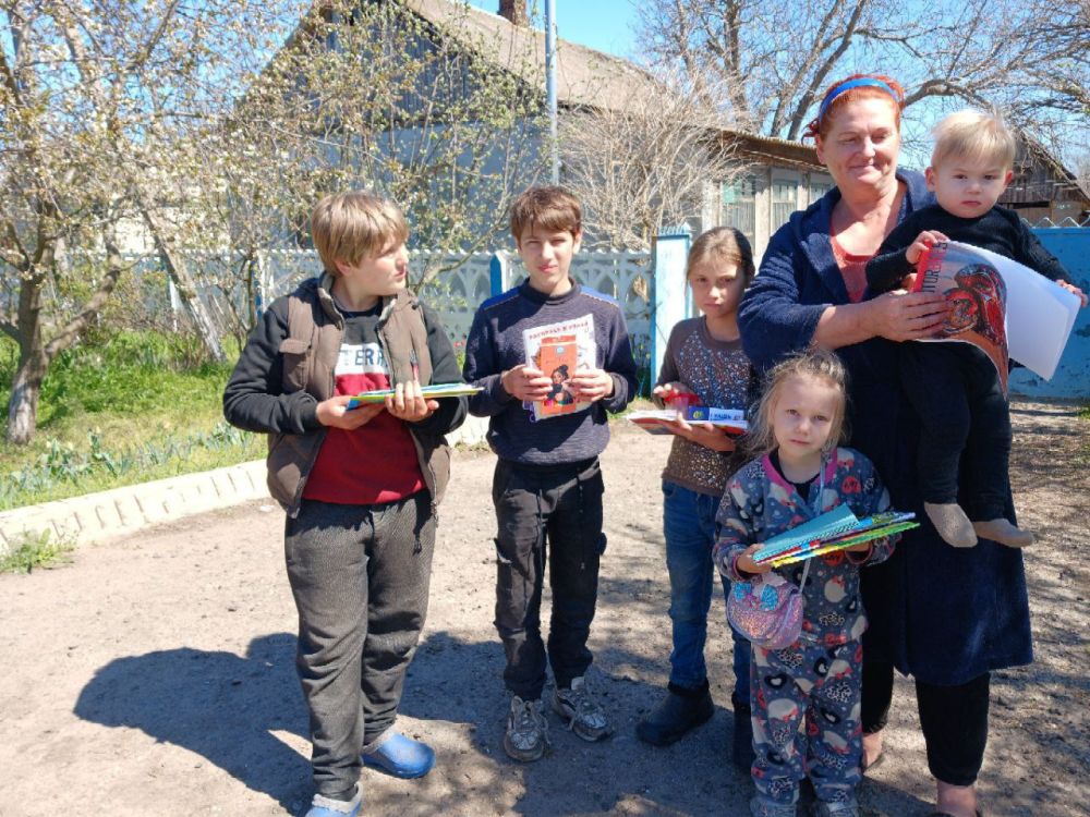 Гуманитарную помощь доставили для семей четырех сел Каменского территориального отдела