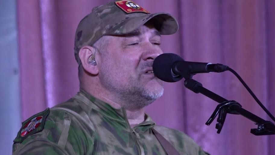В Новой Маячке прошел концерт фронтового звонаря «Глоток мирной жизни»
