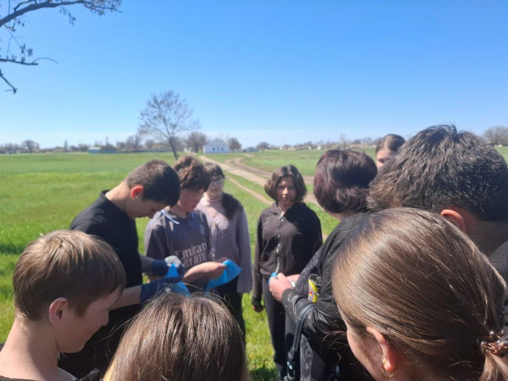 Первые Любимовской школы провели экоакцию