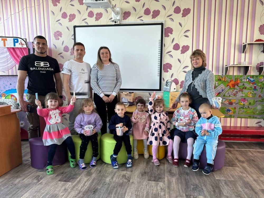 Ульяновский активист, эколог Александр Брагин передал гумпомощь в детский сад Чаплынского муниципального округа