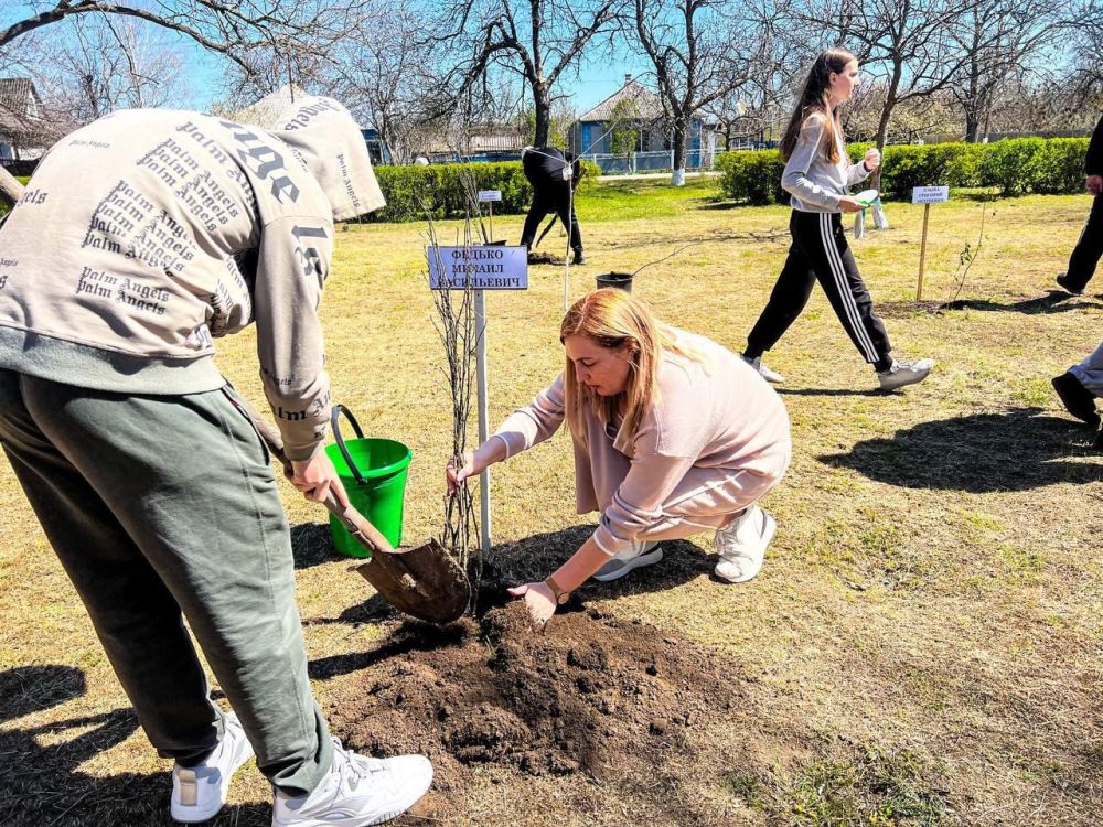 Ровненская школа Генического района присоединилась к Всероссийской акции «Сад Памяти»
