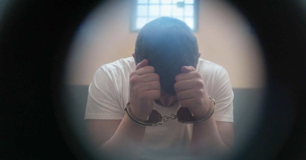 Мужчина получил 14 лет колонии за планы взорвать военную технику ВС РФ