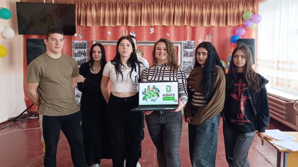 Твори добро. АНО «Молодежный центр «Патриот» при поддержке ГАУ ХО «Дом молодёжи» провели интерактивную игру «ТВОРИ ДОБРО», в которой в этот раз приняли участие учащиеся школы села Долматовка Голопристанского муниципального...