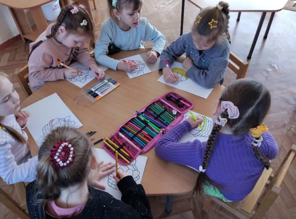 Для воспитанников Генического детского сада подготовили поздравление к Пасхе в Адыгее