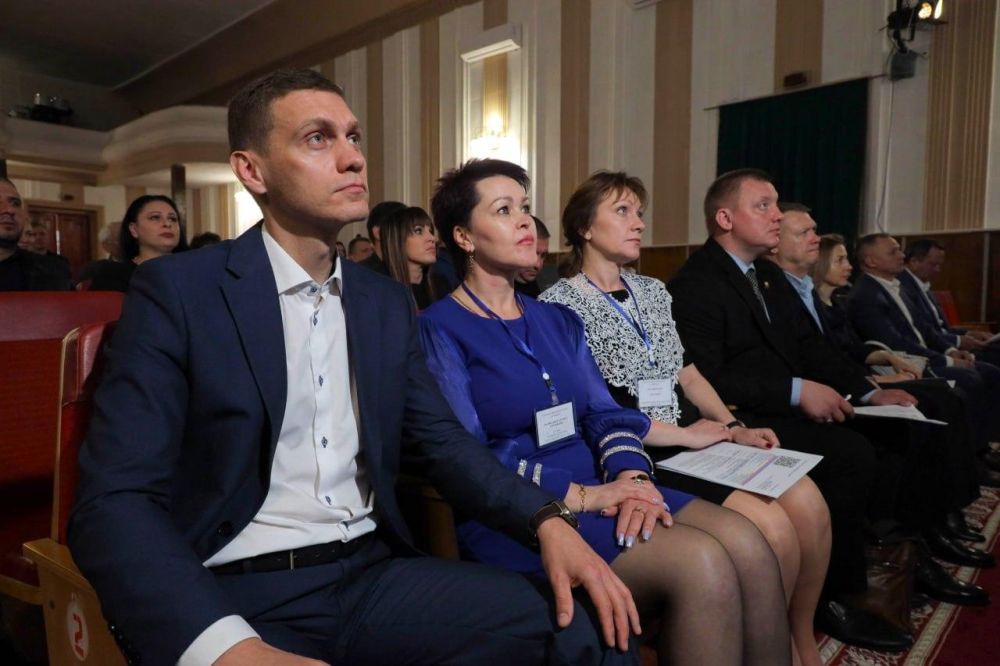 В Геническе прошла торгово-закупочная сессия с участием товаропроизводителей из шести регионов России