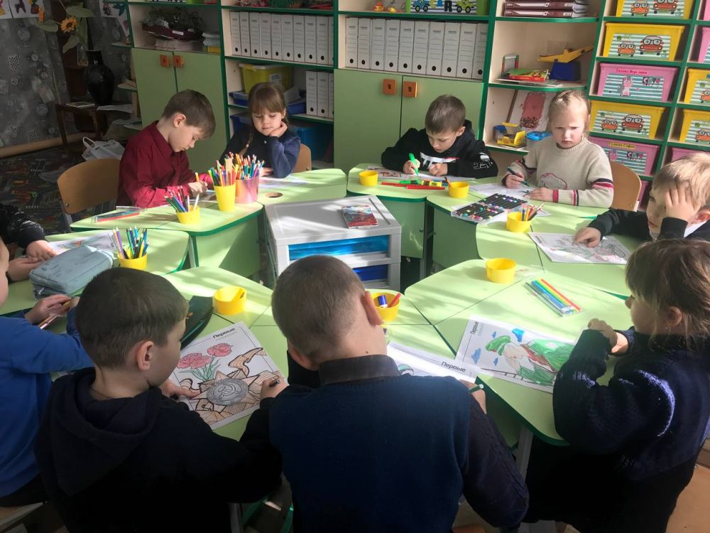 Асканийские школьники присоединились к Всероссийской акции «Окна Победы»