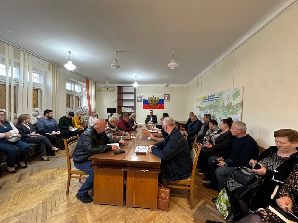 Виталий Гура: Провёл рабочее совещание с сотрудниками администрации и экстренными службами в очном формате