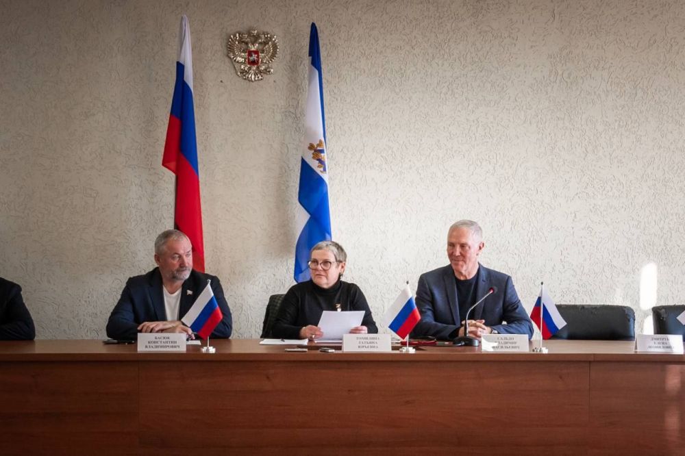 Владимир Сальдо поздравил с днем рождения председателя Херсонской облдумы Татьяну Томилину