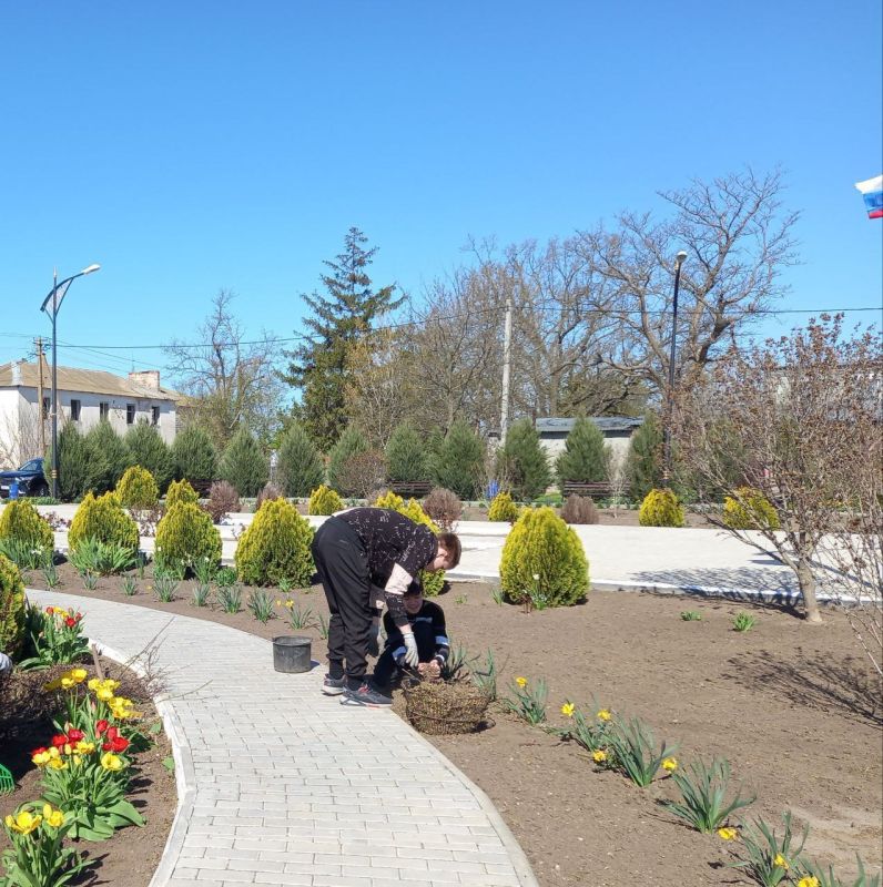 Накануне в Круглоозерском сельском поселении состоялся субботник