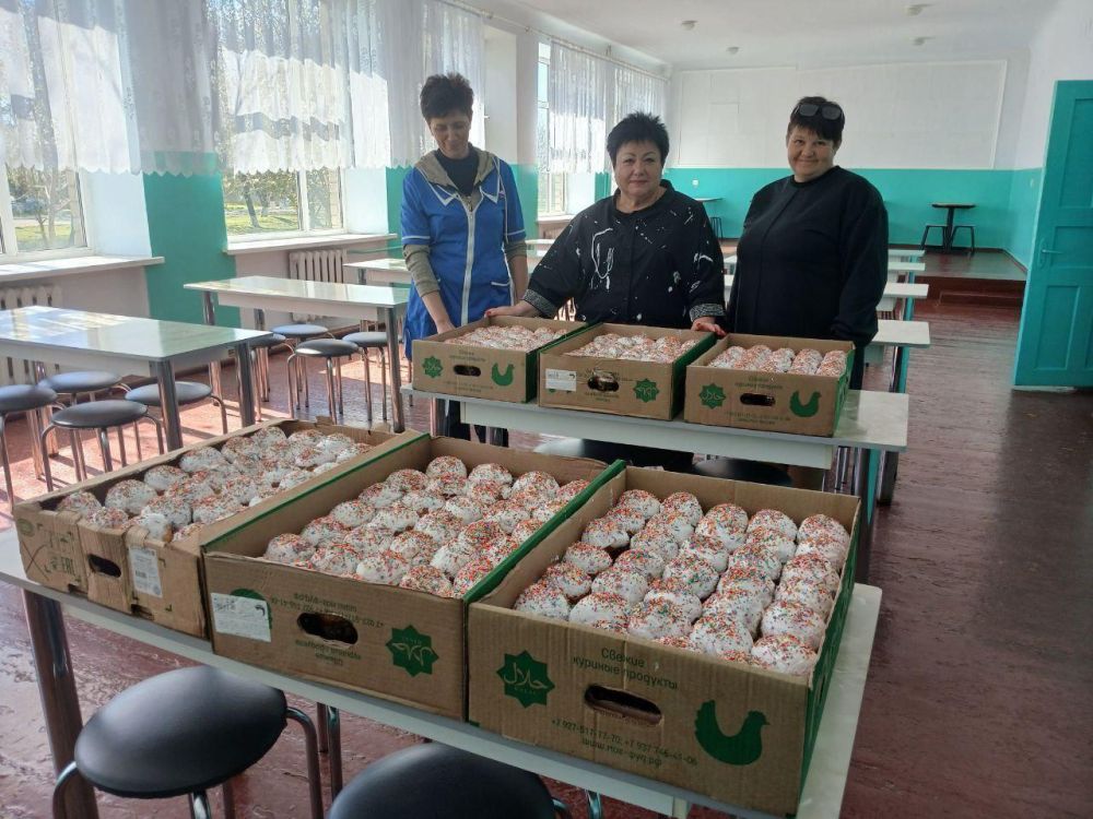 Для жителей Горностаевского округа испекли более 500 куличей из Кубанской муки