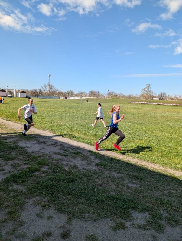 17 апреля на стадионе "Скиф" состоялся девятый этап межмуниципальной школьной спартакиады "Спорт — это модно"!