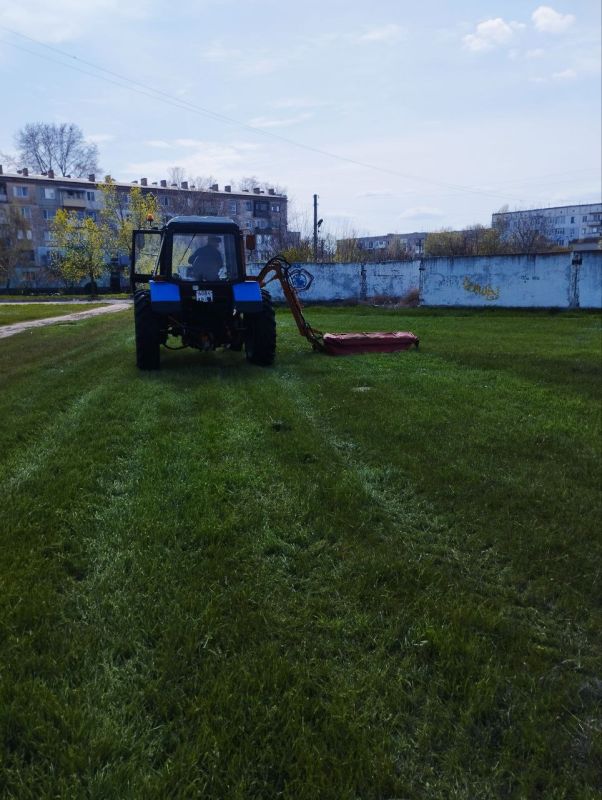 "Коммунальный сервис "Каховка" неустанно следит за чистотой и порядком