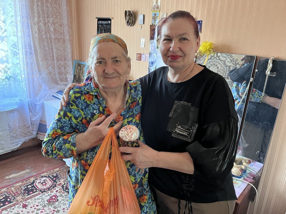 В пгт. Любимовка было проведено собрание жителей и благотворительная ярмарка