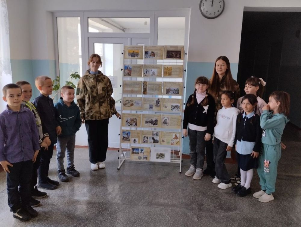 Первые Горьковской школы провели урок мужества в честь годовщины Ледового побоища