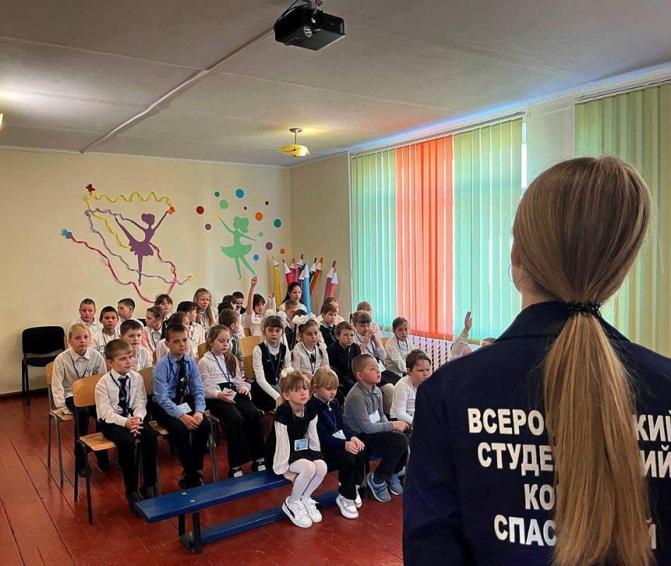 «Огонь – не игрушка». Херсонское региональное отделение ВСКС провело познавательную лекцию по пожарной безопасности для учащихся 5–7 классов Скадовской и Приморской школы