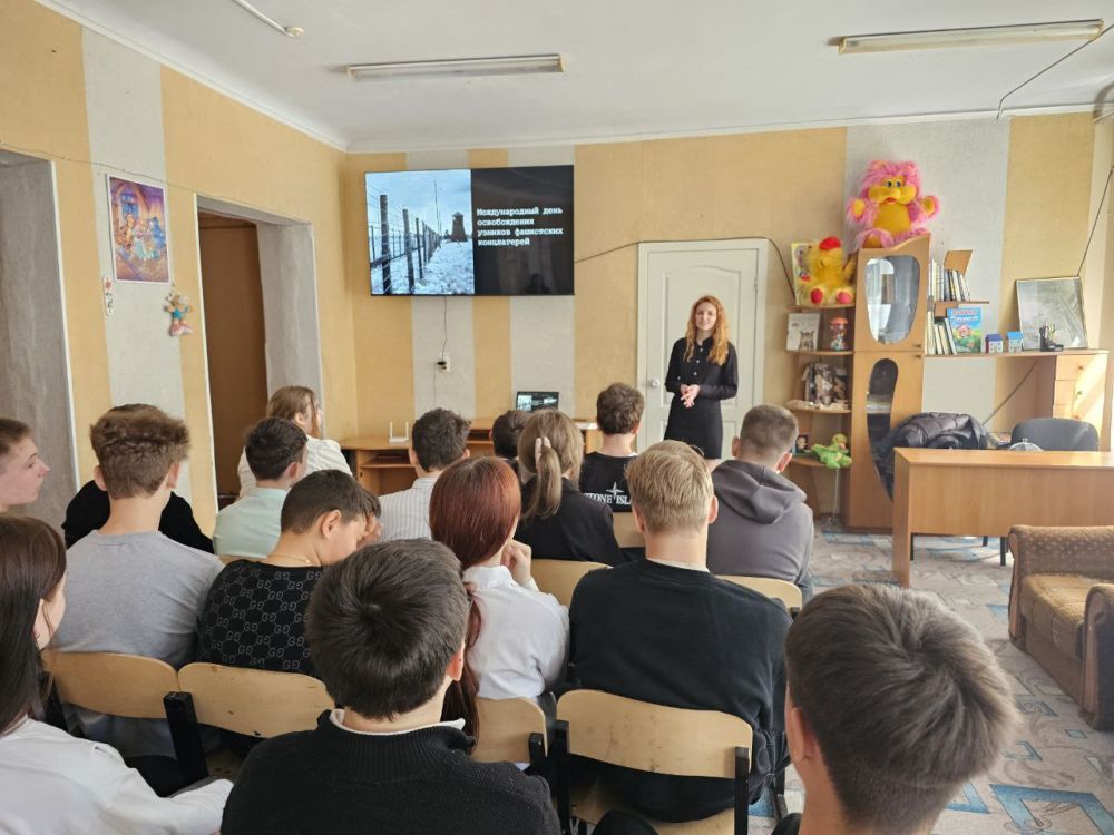 Для школьников Херсонской области провели урок памяти