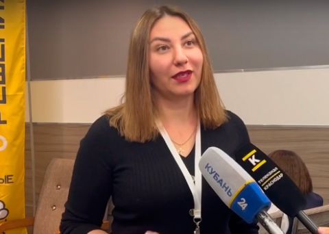 Евгения Кузьменко: В храме Святой Троицы. пгт. Новотроицкое "Расписание Богослужений в Пасхальную ночь"