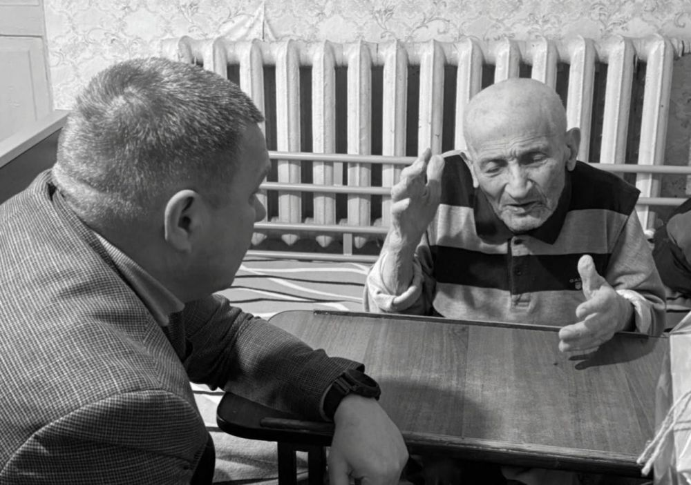 В Херсонской области скончался ветеран Великой Отечественной войны - Семен Чумаченко, ему было 98 лет, сообщил сенатор от региона Игорь Кастюкевич