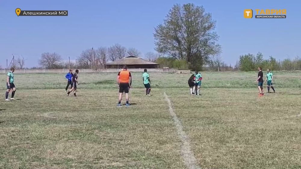 В Алешкинском округе завершился 10-й тур Открытого чемпионата по футболу