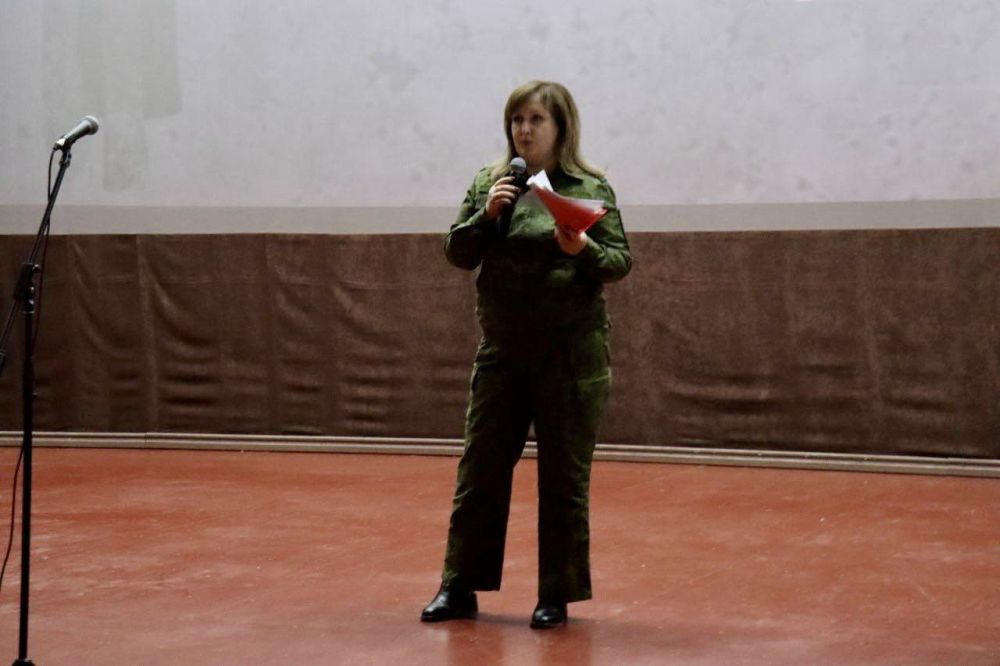 В Геническе состоялась встреча школьников с офицером СУ СК России по Херсонской области