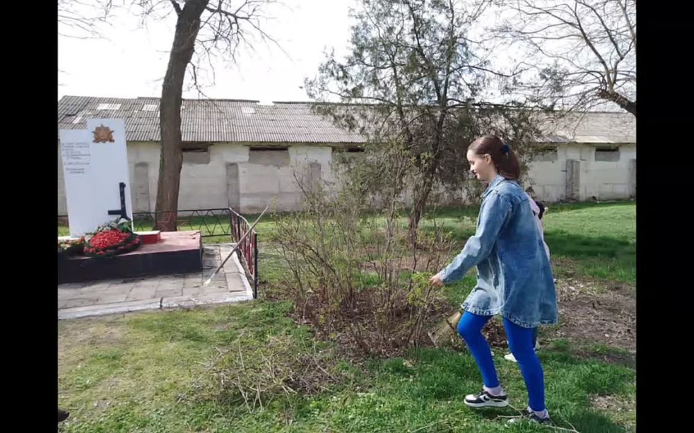 В Чернянской школе в преддверии великого Дня Победы 9 Мая Волонтерский отряд "Звёздочка" принял участие в акции "Память священна