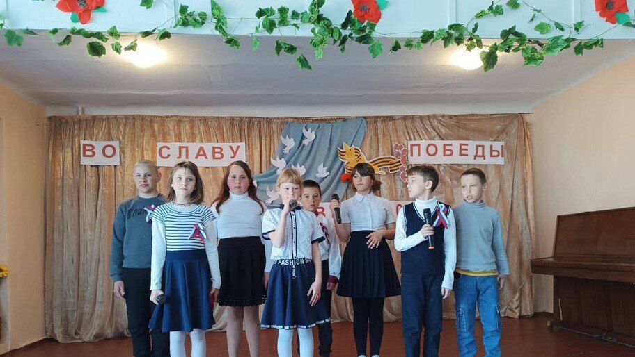 В селе Нижние Торгаи прошел конкурс патриотической песни и танца к 80-летию Великой Победы