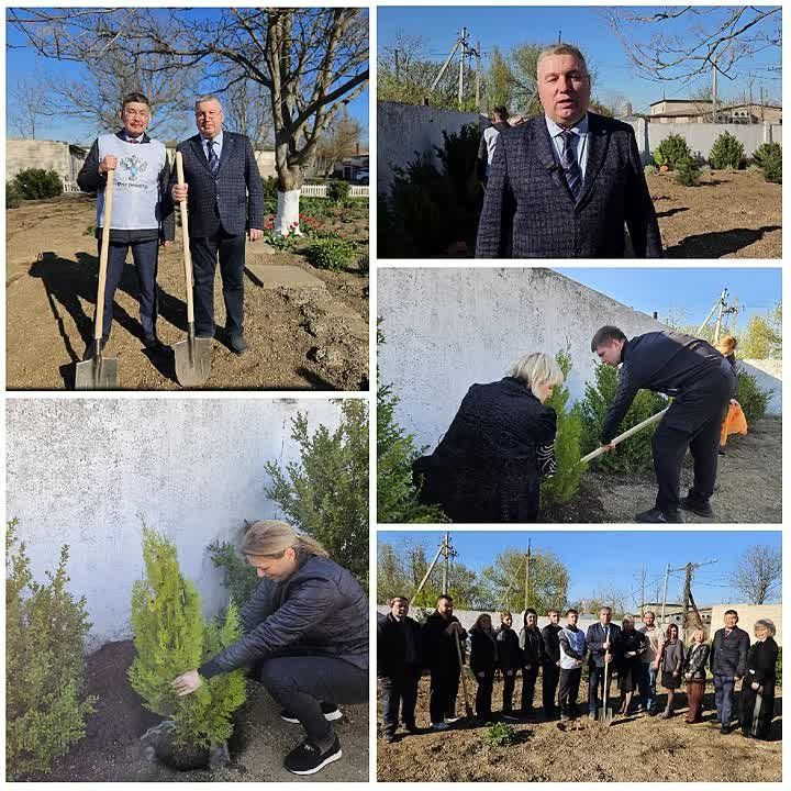 В Новотроицком округе Херсонской области Росреестр посадил «Сад памяти»