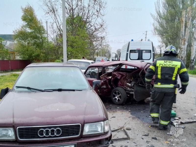 В Скадовске ранним утром произошло дорожно-транспортное происшествие