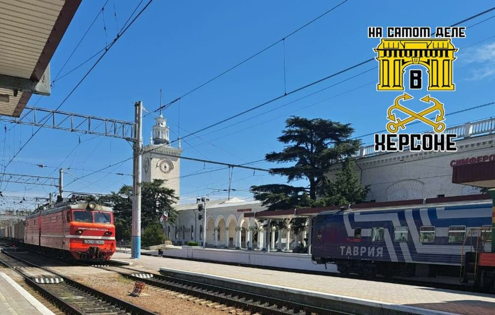 В Крым прибыл первый грузовой состав с контейнерами, который пересек регионы, недавно вошедшие в состав России